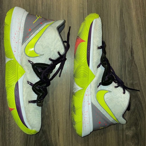 Kyrie 5 Mamba Mentality - Size 11.5 - Picture 1 of 2